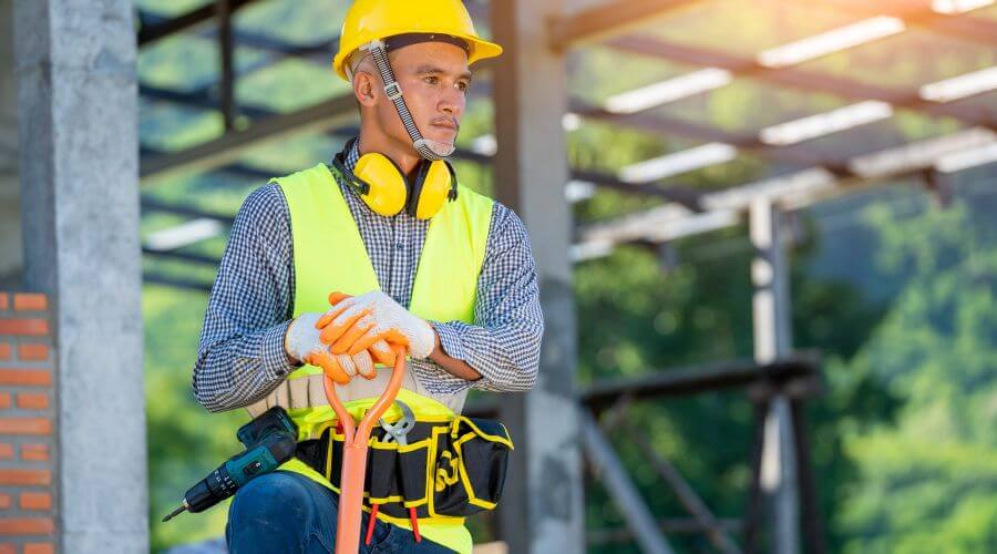 Professional gutter cleaning in Hampden, ND